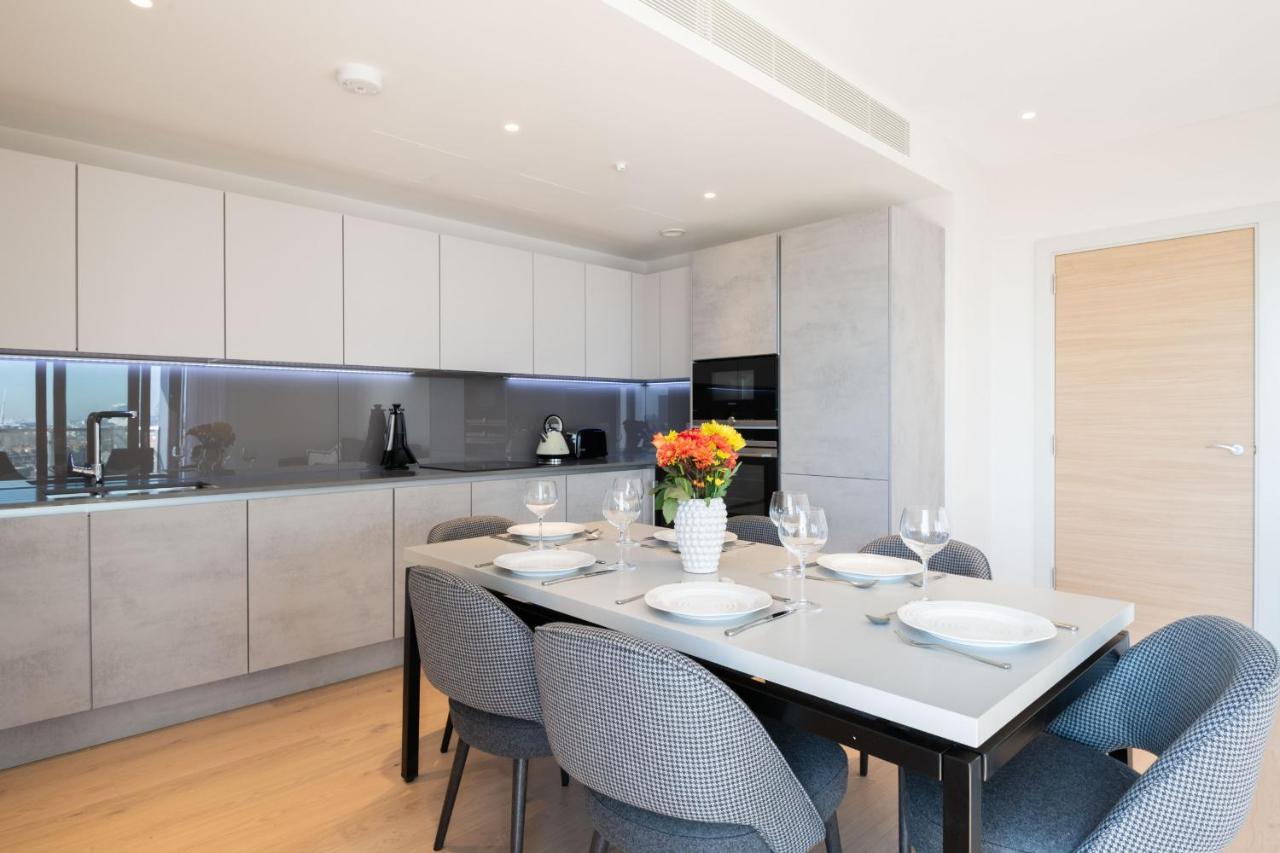 Elegant Victoria Home Close To Sloane Square By Underthedoormat Londres Exterior foto